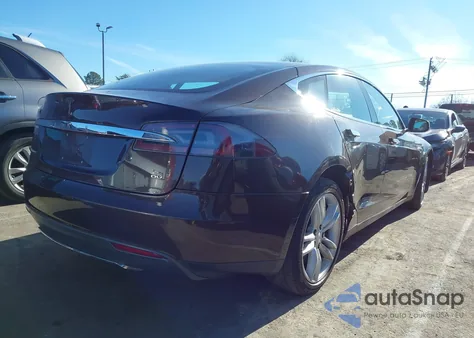 2013 Tesla Model S from USA, damaged, VIN 5YJSA1CG0DFP14013